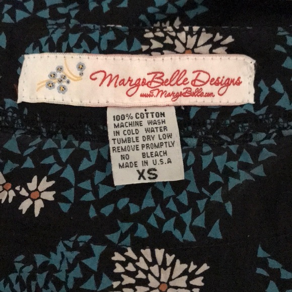 Margo Belle Designs 100%  Cotton Floral Top - Picture 4 of 8